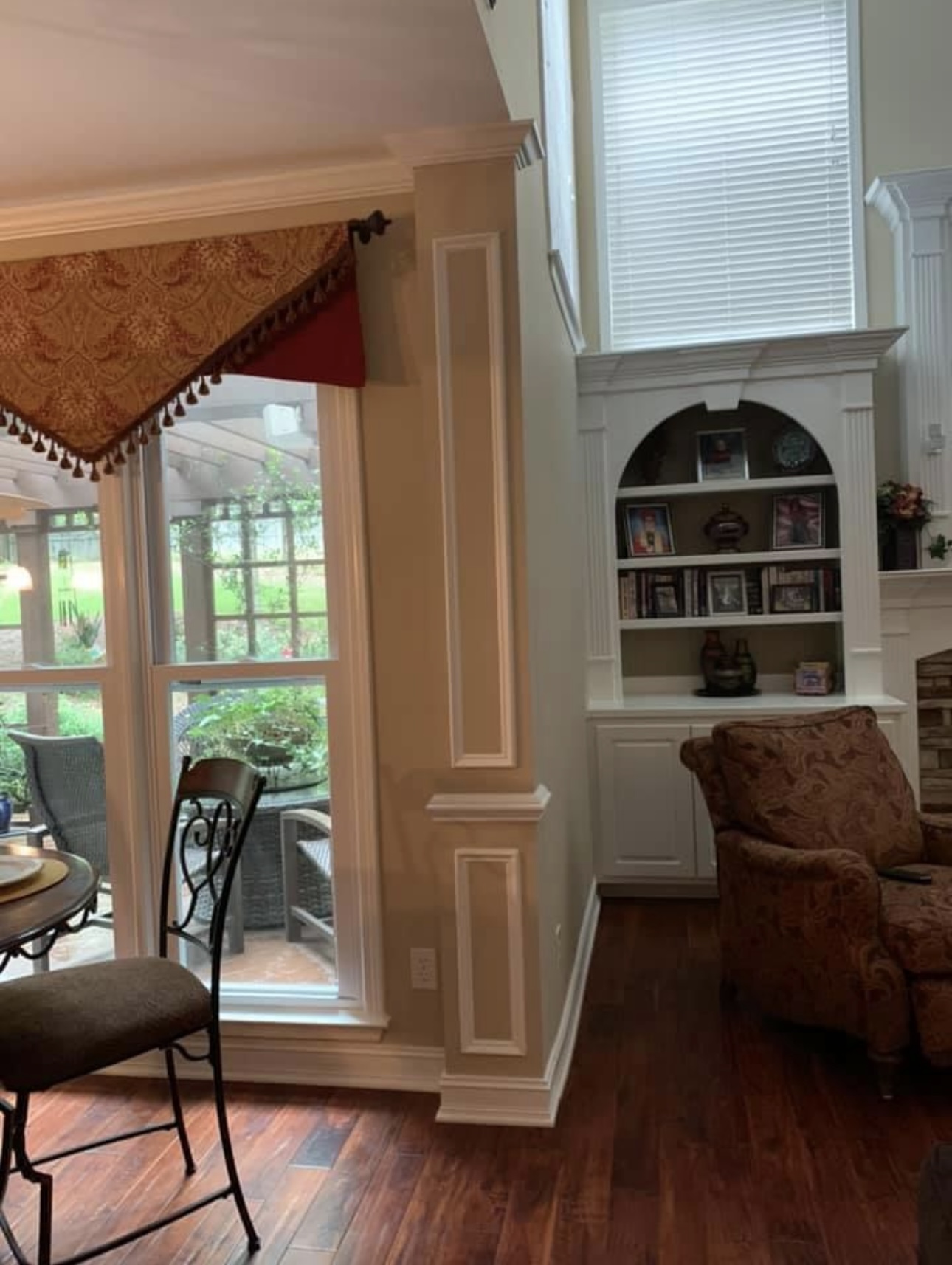 Picture frame moulding